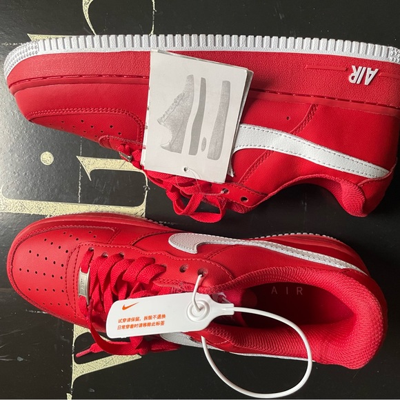 Air Nike - Picture 2 of 4